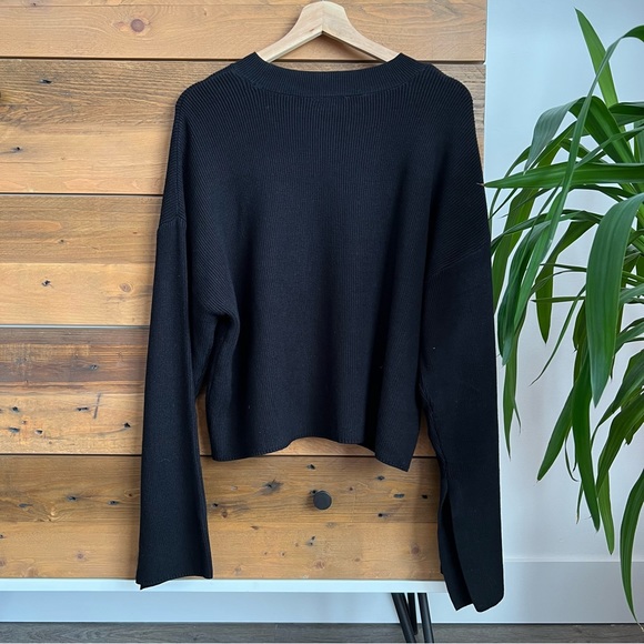 Black Dynamite Split Sleeve Knit Sweater - Picture 2 of 6